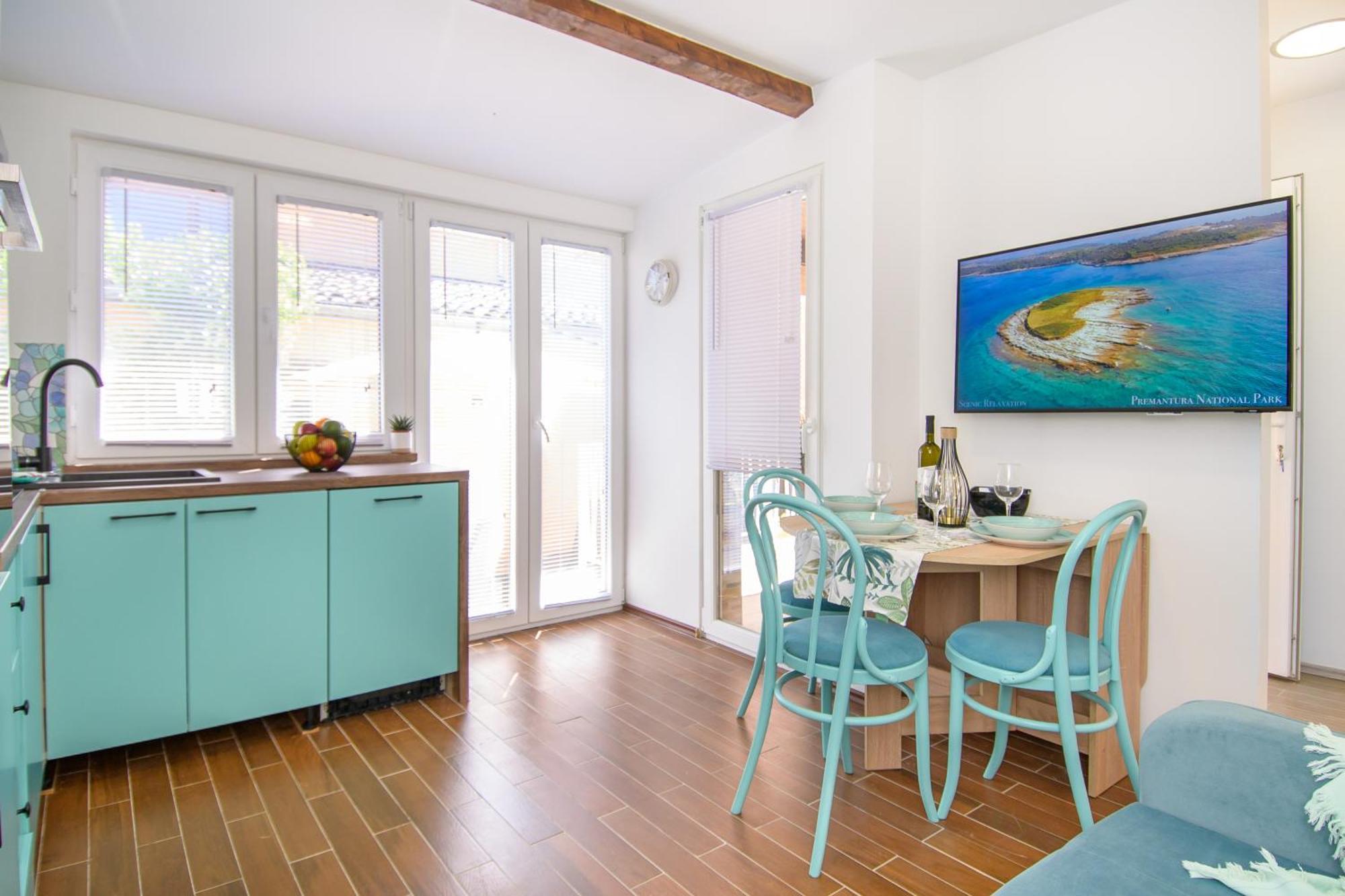 Apartman Dana Kastelir-Labinci エクステリア 写真