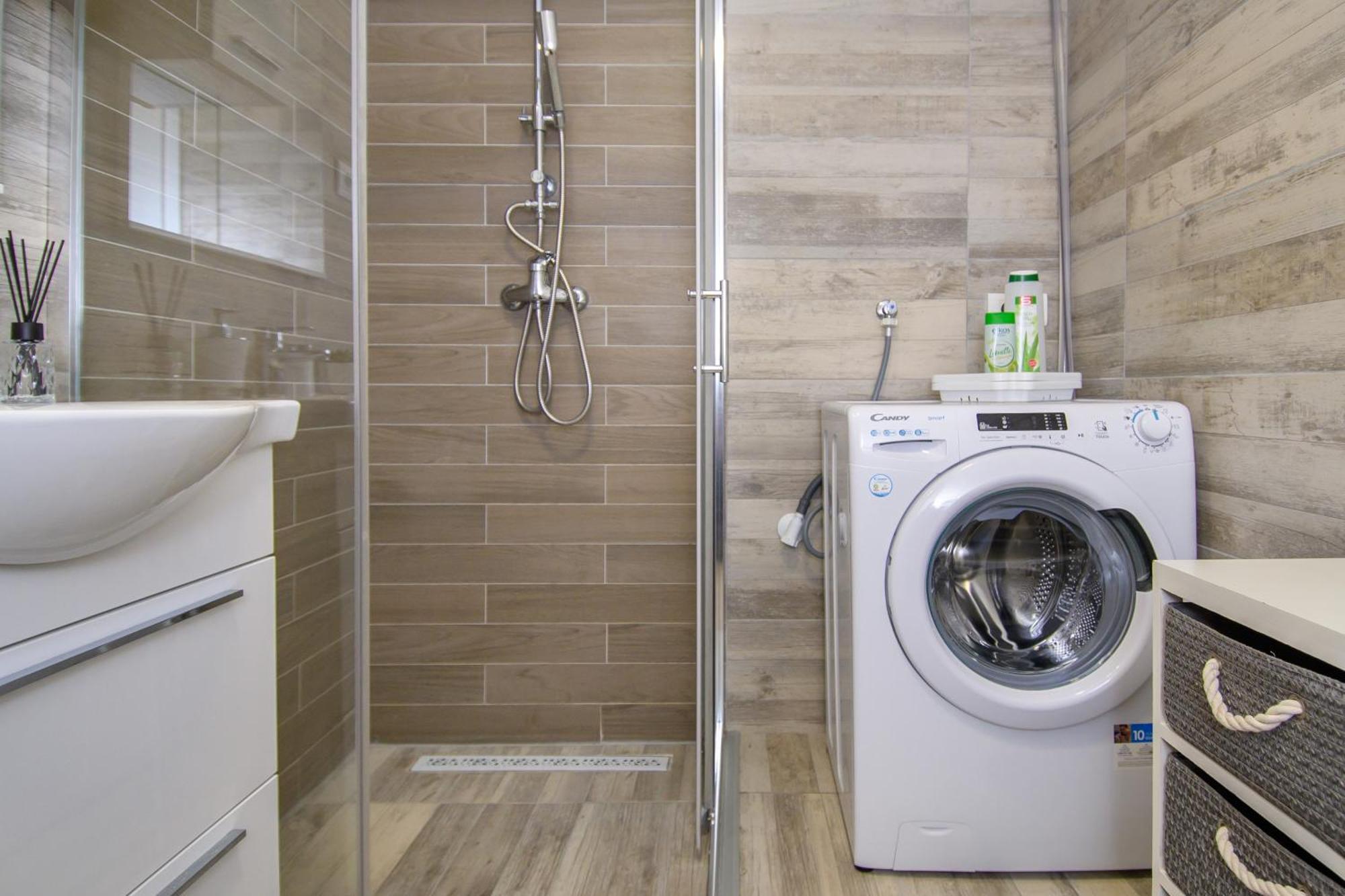 Apartman Dana Kastelir-Labinci エクステリア 写真