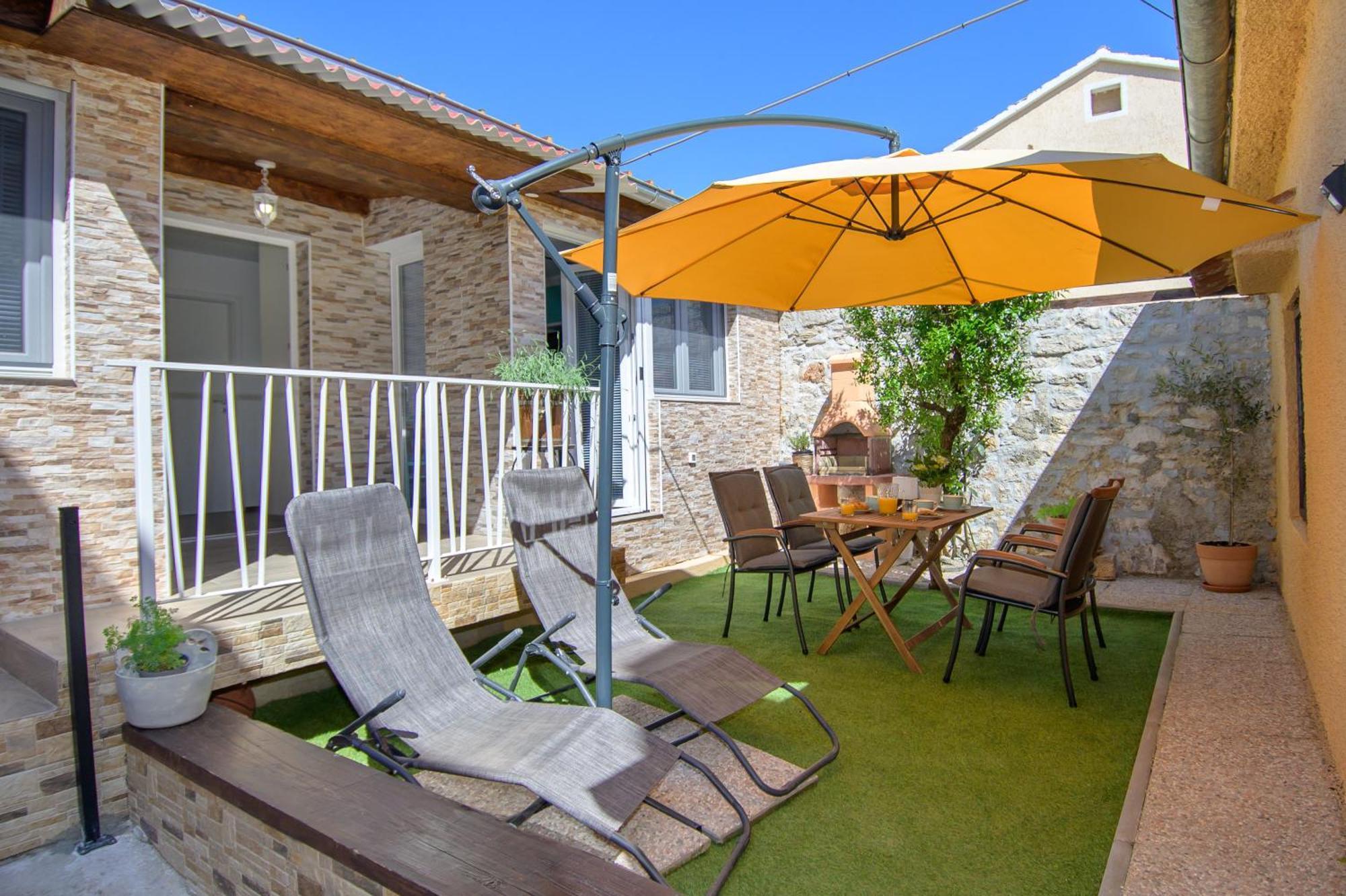 Apartman Dana Kastelir-Labinci エクステリア 写真